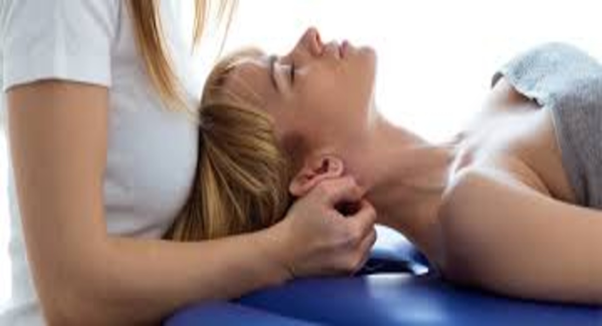 Craniosacral Therapy Near Me: Natural Healing for Pain & Stress